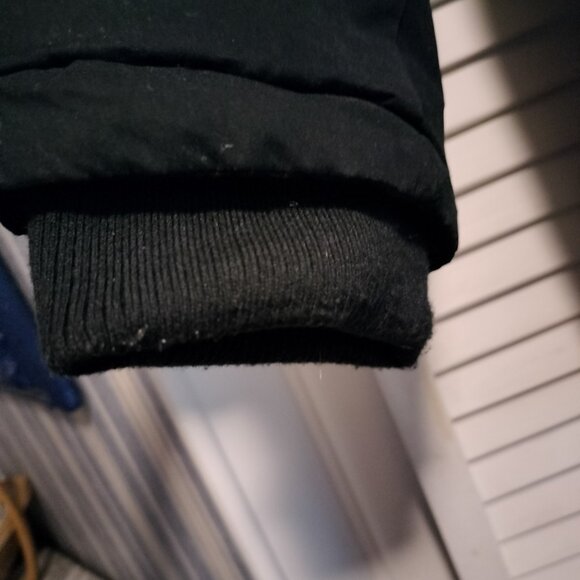 Girls 14/16 black parka - Picture 5 of 6